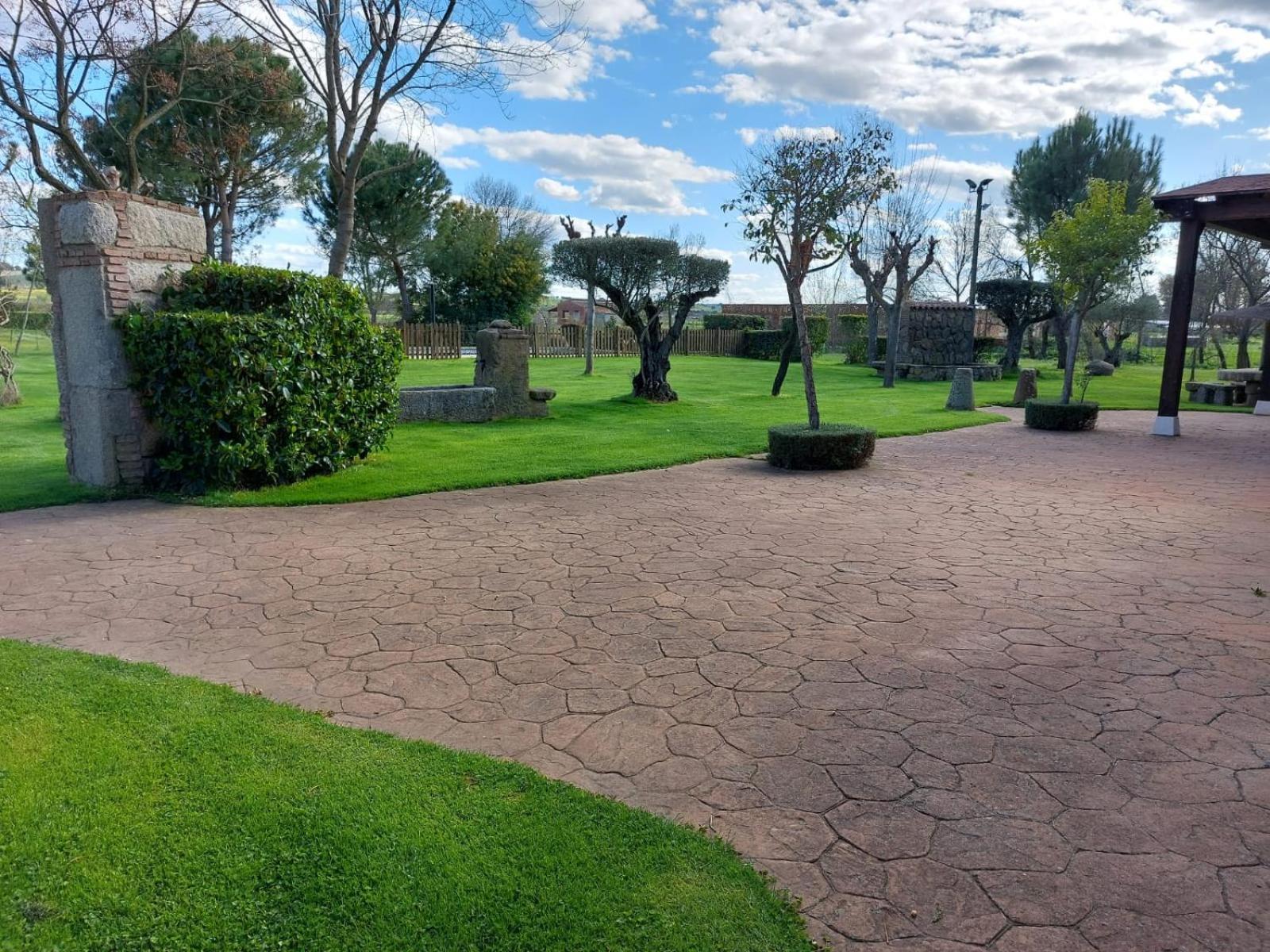 Complejo Rural La Badia Villa Lucillos Ngoại thất bức ảnh